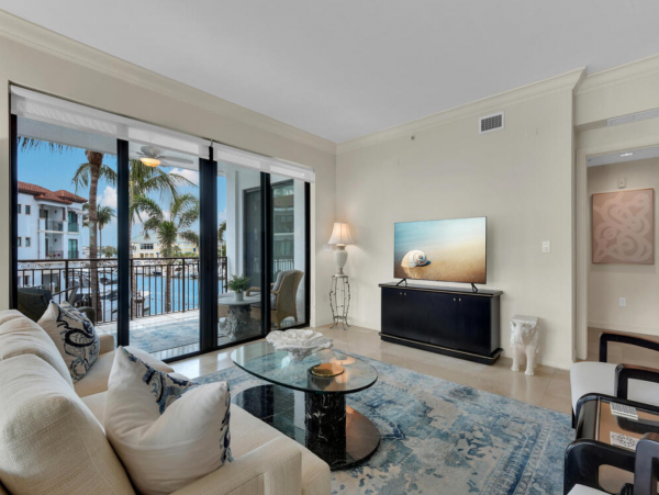 Downtown Naples Luxury Two Bedroom Waterfront Residence